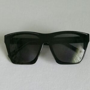 Foster Grant Square Black Sunglasses